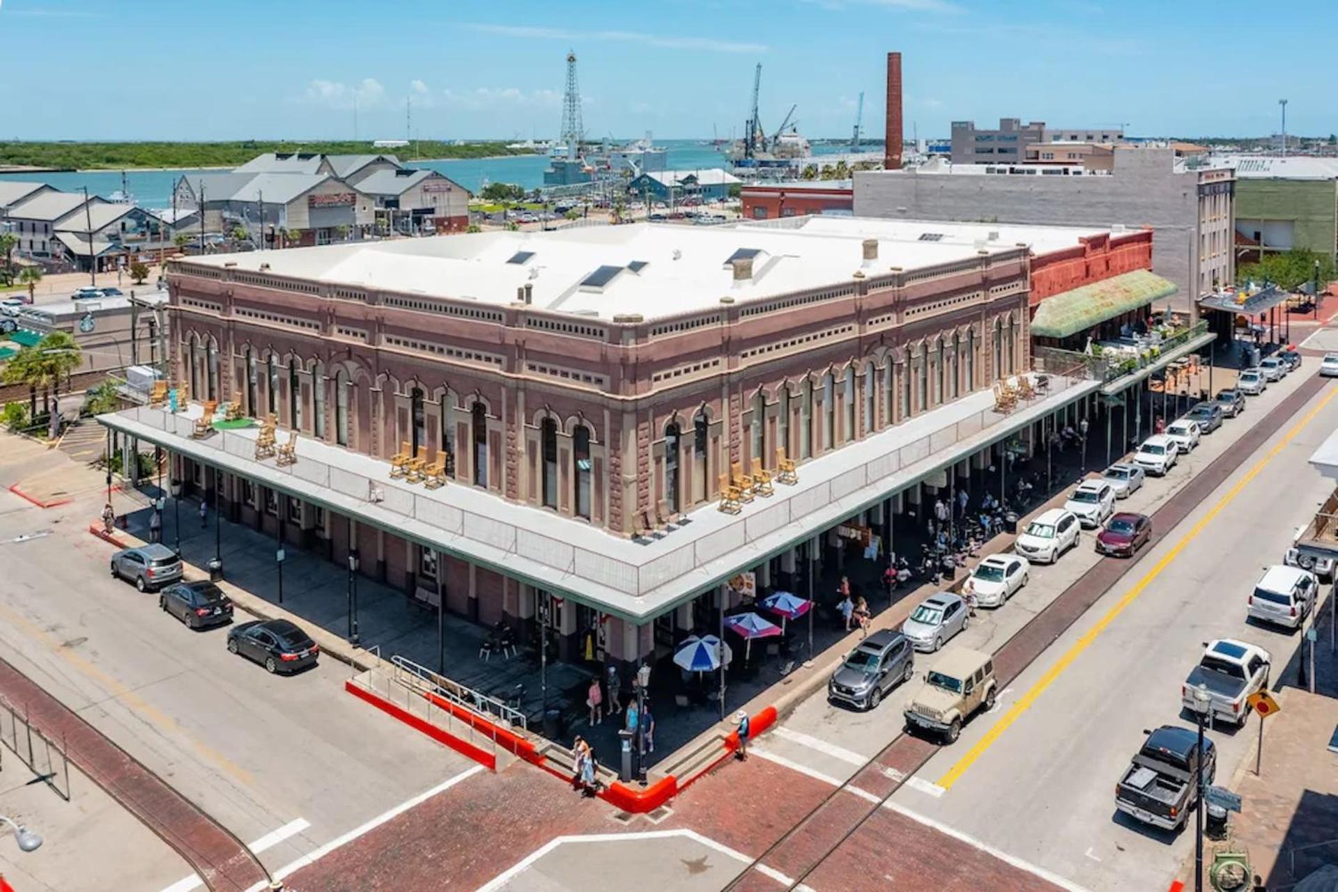 Historic Strand Lofts By 3Rd Coast Getaways Apartamento Galveston Exterior foto