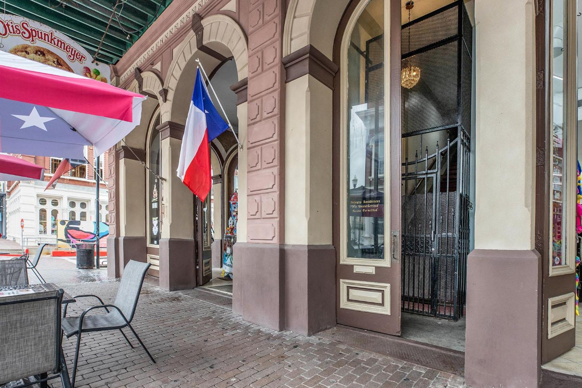 Historic Strand Lofts By 3Rd Coast Getaways Apartamento Galveston Exterior foto